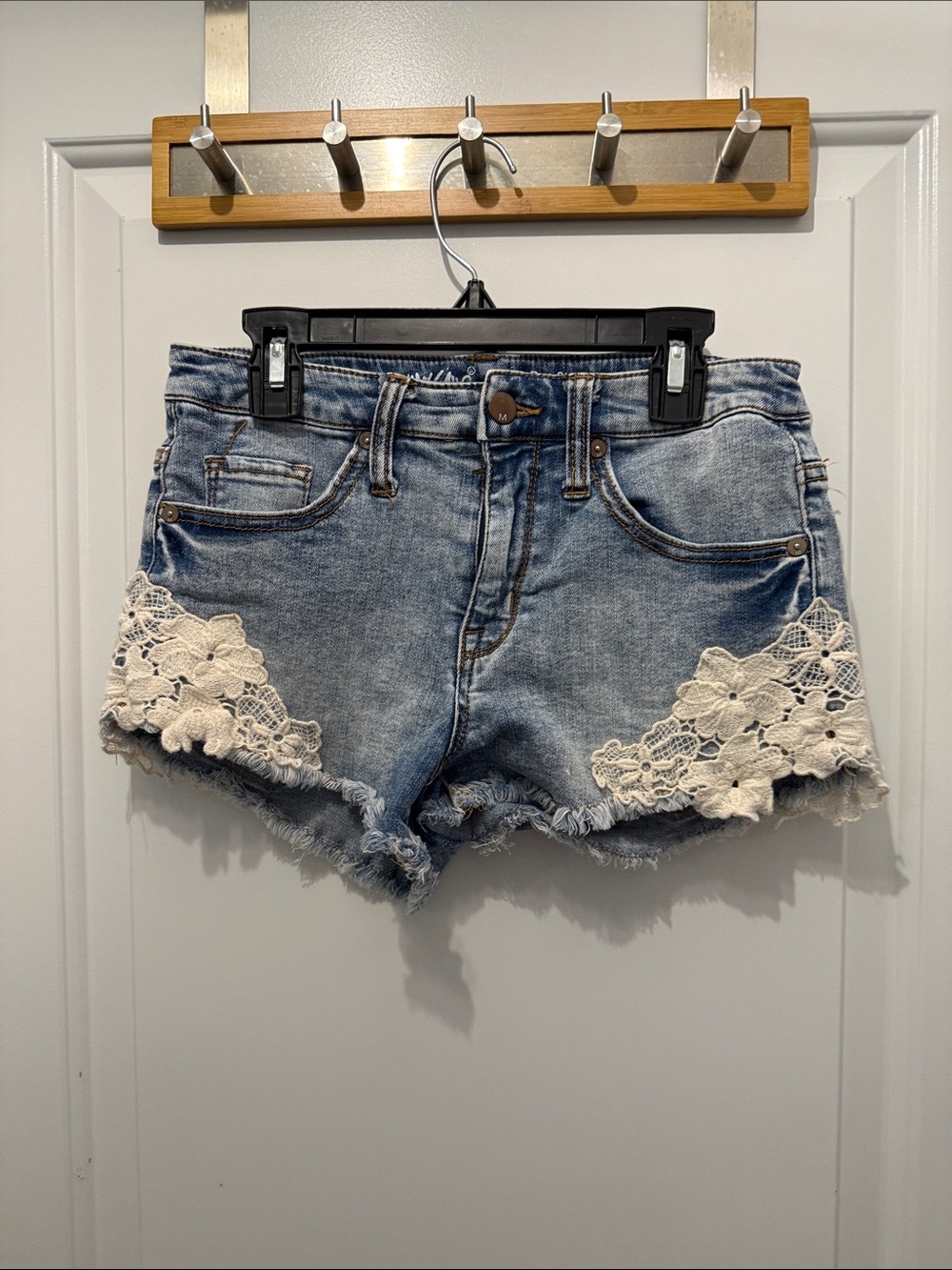 🥳 5 for $25 BUNDLE Massimo Light Blue High Rise Denim Shorts with Lace Appliqué